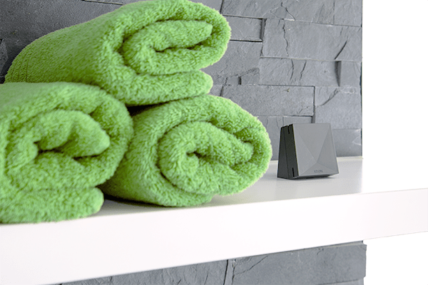 Raumklima Sensor Air Anthrazit im Badezimmer